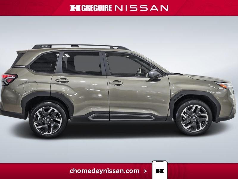 2025 Subaru Forester Green Laval - photo #10