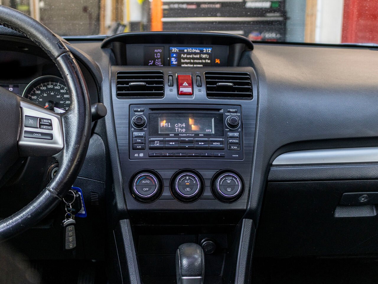 Subaru Impreza Wagon Automatique , moteur 2.0i Premium 2014 Beige Châteauguay - photo #9