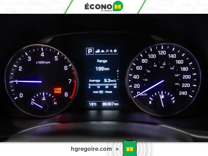 2018 Hyundai Elantra Black Blainville - photo #8