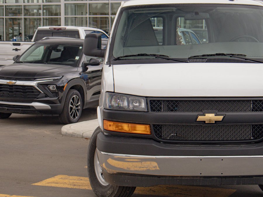 2025 Chevrolet Express Cargo Van WT 6.6L | Bucket Seats White
