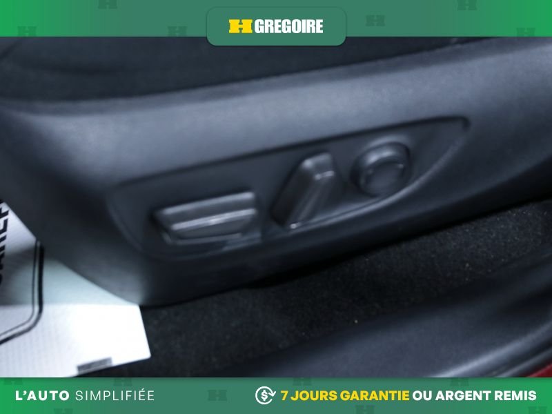 Toyota Rav 4 822627 | XLE AWD AUTO AC MAGS TOIT CAM RECULE BLUETOOTH 2021 Rouge Laval - photo #16