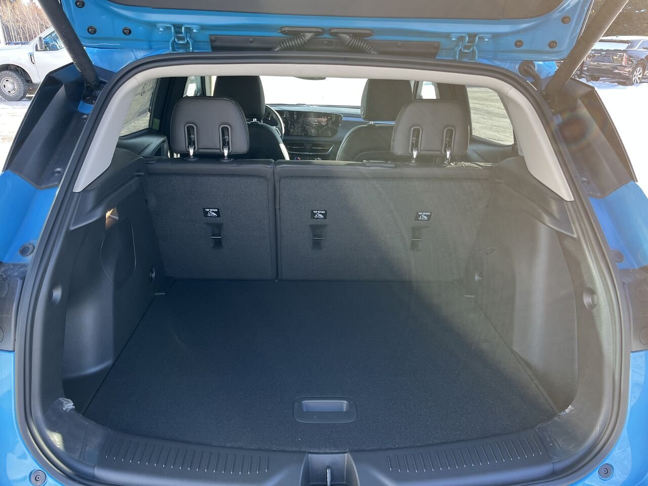 2026 BUICK Encore GX Tourisme sport 4 portes TI Aquamarine Blue Metallic Montmagny - photo #9