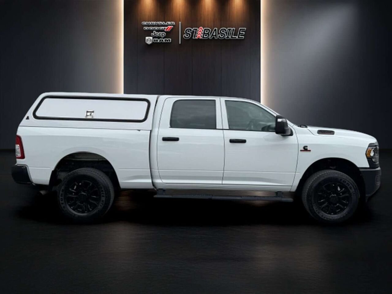 2024 Ram 2500 White Saint-Basile-le-Grand - photo #5