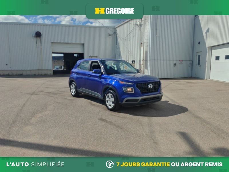 2023 Hyundai Venue Blue Laval - photo #0