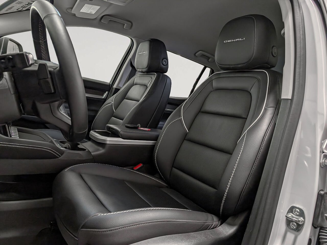 GMC Terrain Denali AWD 2026 Blanc Sherbrooke - photo #8