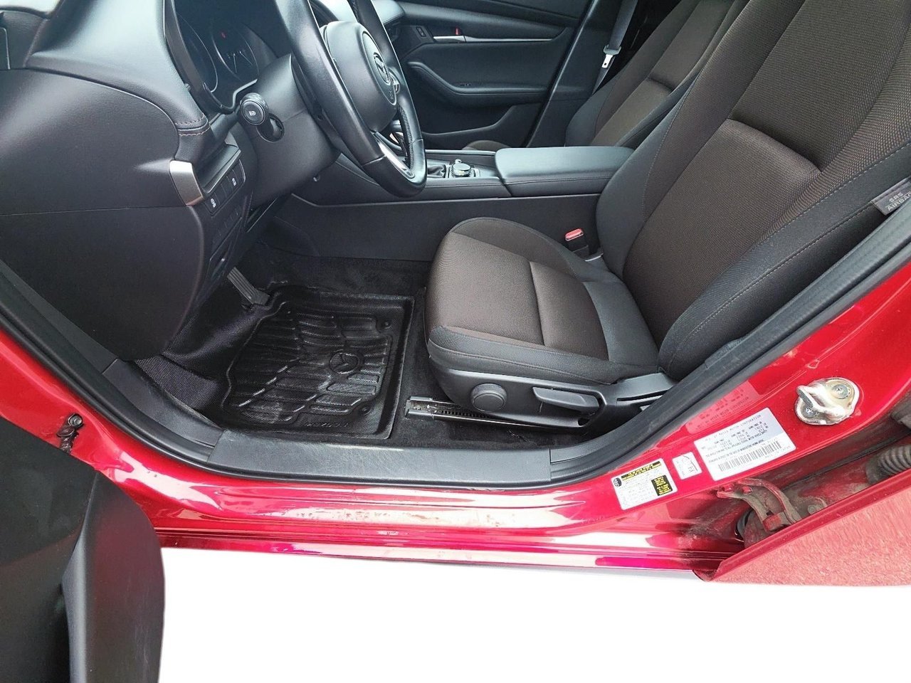 Mazda Mazda3 Sport NIV JM1BPBLL1N1518531 2022 Rouge Chicoutimi - photo #11