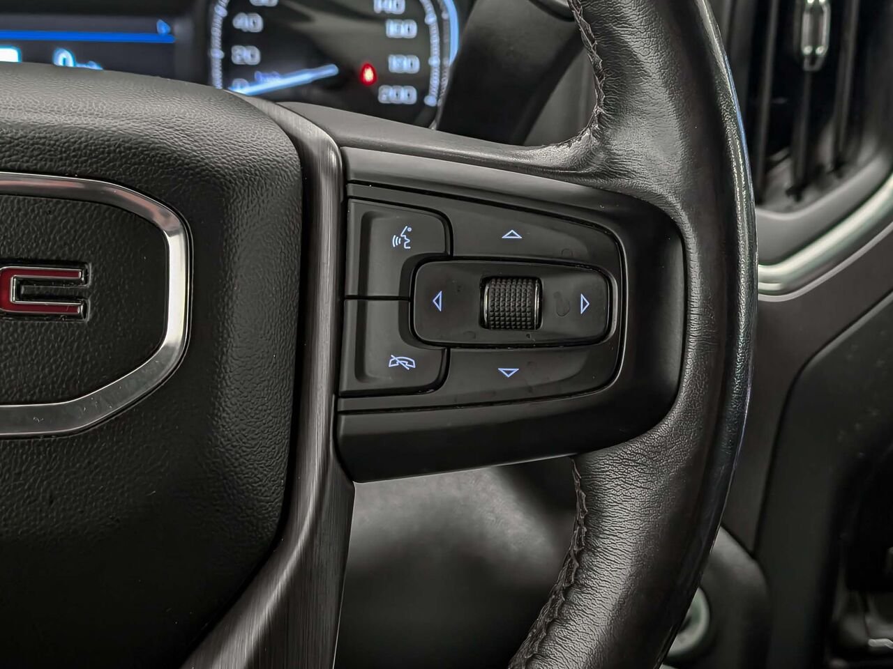 GMC SIERRA 4WD STANDARD BED CREW CAB AT4 Moteur 3.0l Diesel 2022 Blanc Sherbrooke - photo #12