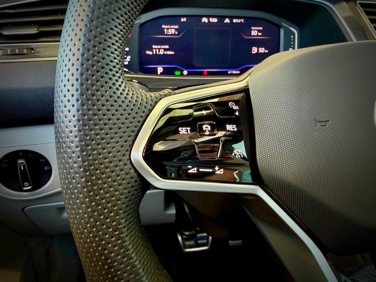 2024 Volkswagen Tiguan Blue Notre-Dame-des-Prairies - photo #28