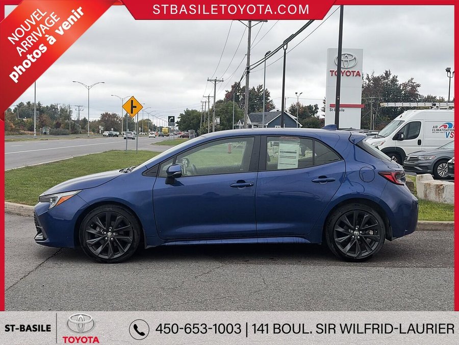 TOYOTA COROLLA SE AMELIORE 2024 Bleu