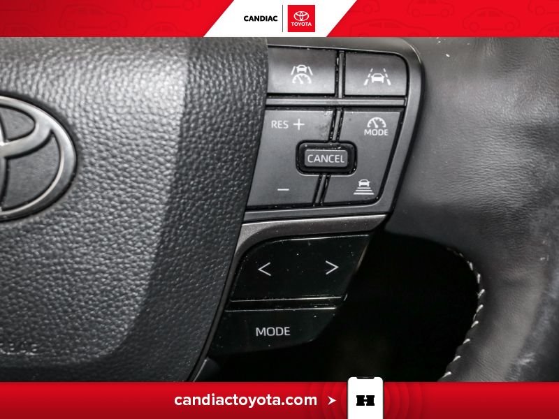 2025 Toyota Camry Grey Blainville - photo #22