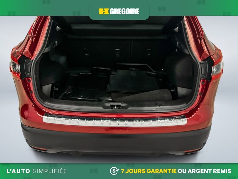 Nissan Qashqai 824296 | SV TOIT OUVRANT AWD carplay A PARTIR DE 2.99% 2023 Rouge Laval - photo #17