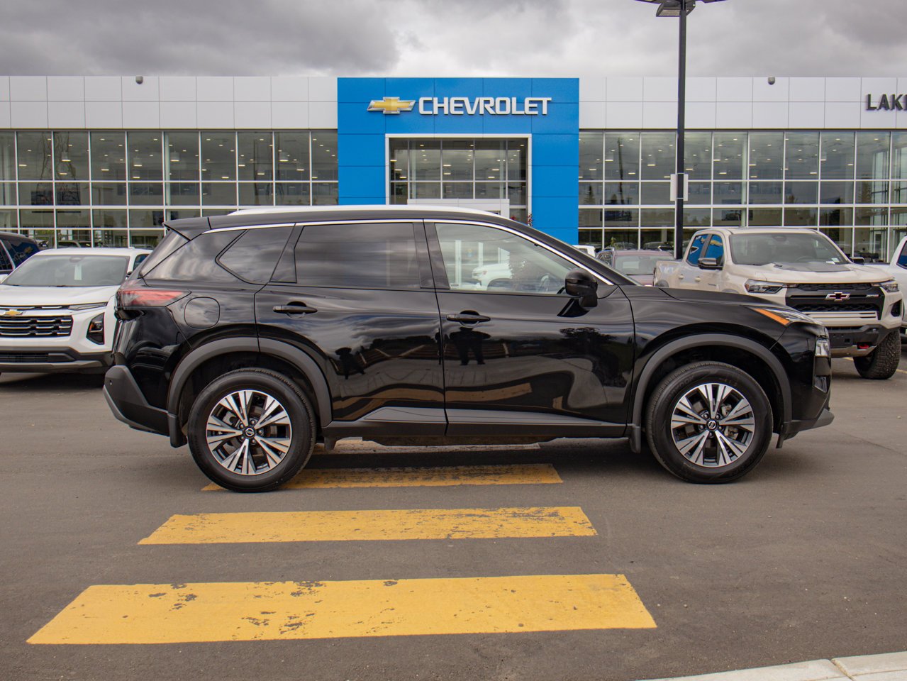 2021 Nissan Rogue AWD SV Black Sherwood Park - photo #11