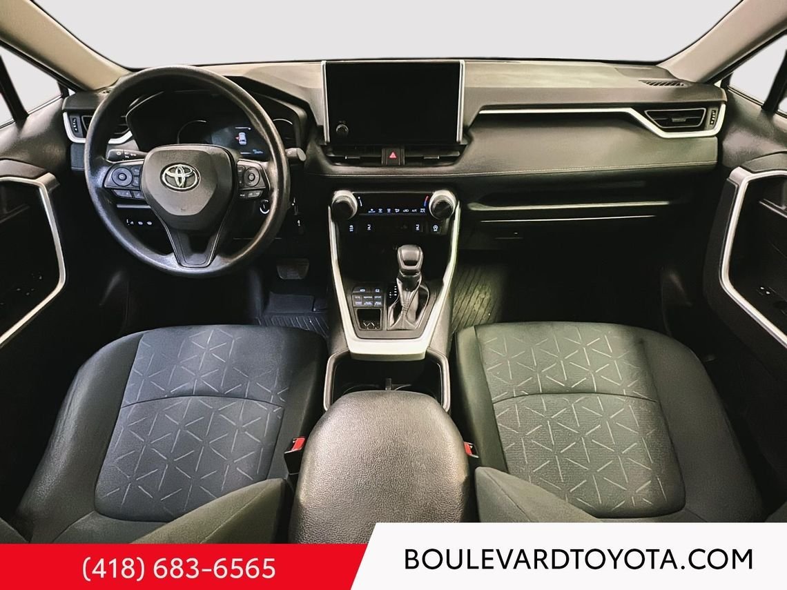 Toyota RAV4 531716-114 | LE 2024 Blanc Québec - photo #33
