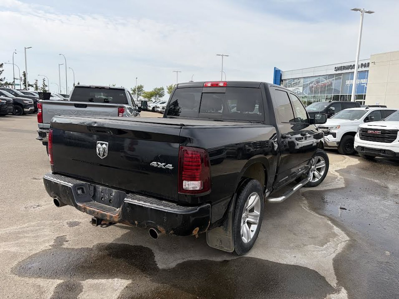 2017 Ram 1500 4WD Crew Cab 140.5 Sport Black Sherwood Park - photo #4