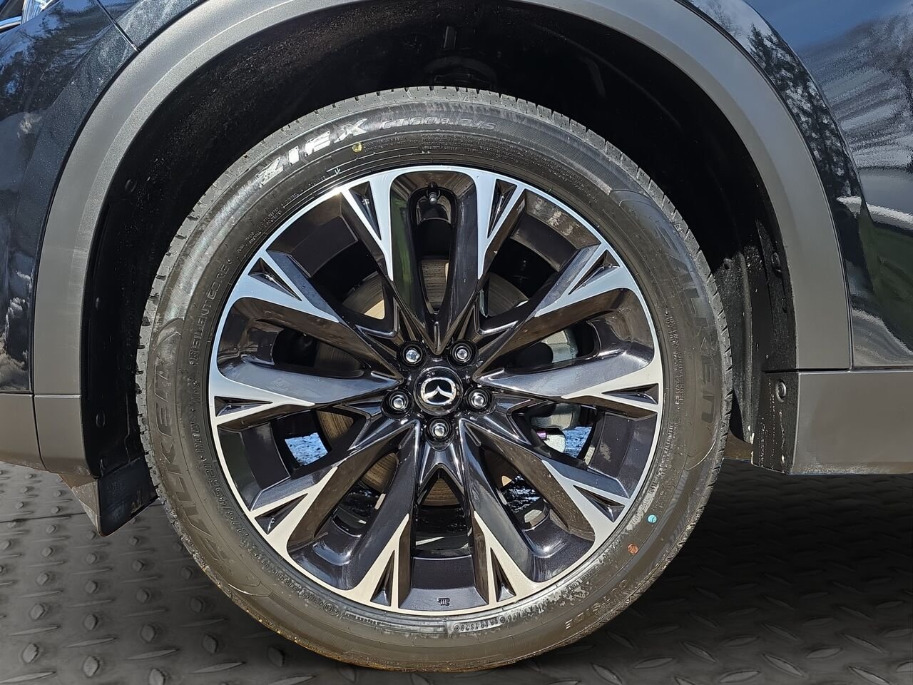 2026 Mazda CX-90 PHEV GT PHEV, toit pano, cuir, sièges ventilés Jet Black Mica Val-David - photo #19