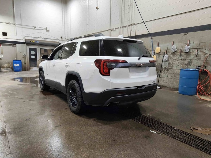 2023 GMC Acadia AT4 Luxury Pro Grade V6 AWD | 6 Passenger Seating White