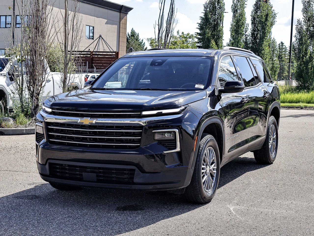 2026 Chevrolet Traverse AWD 4dr LT Black Sherwood Park - photo #3