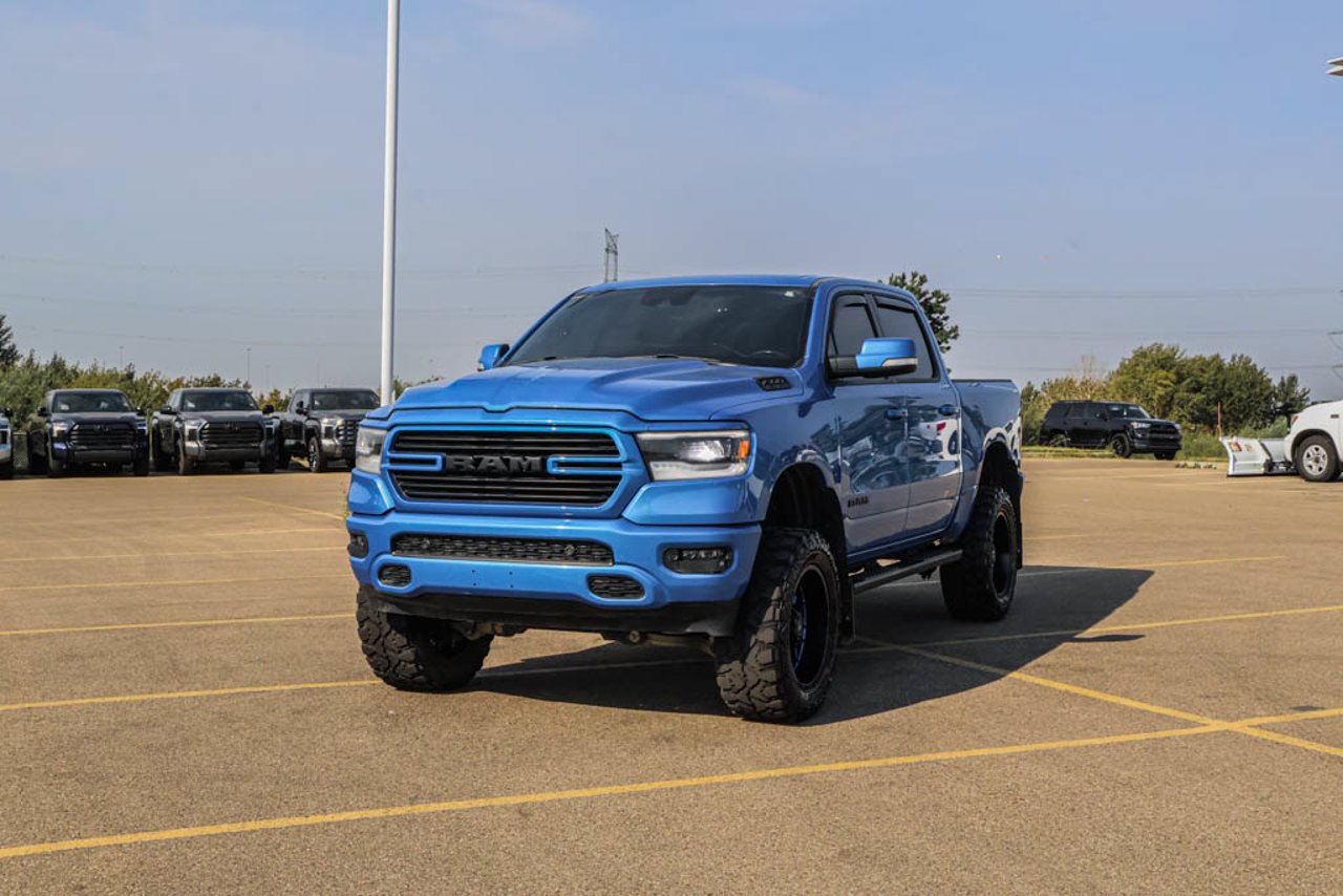 2021 Ram 1500 Sport 4x4 Crew Cab 5'7 Box Blue Sherwood Park - photo #3