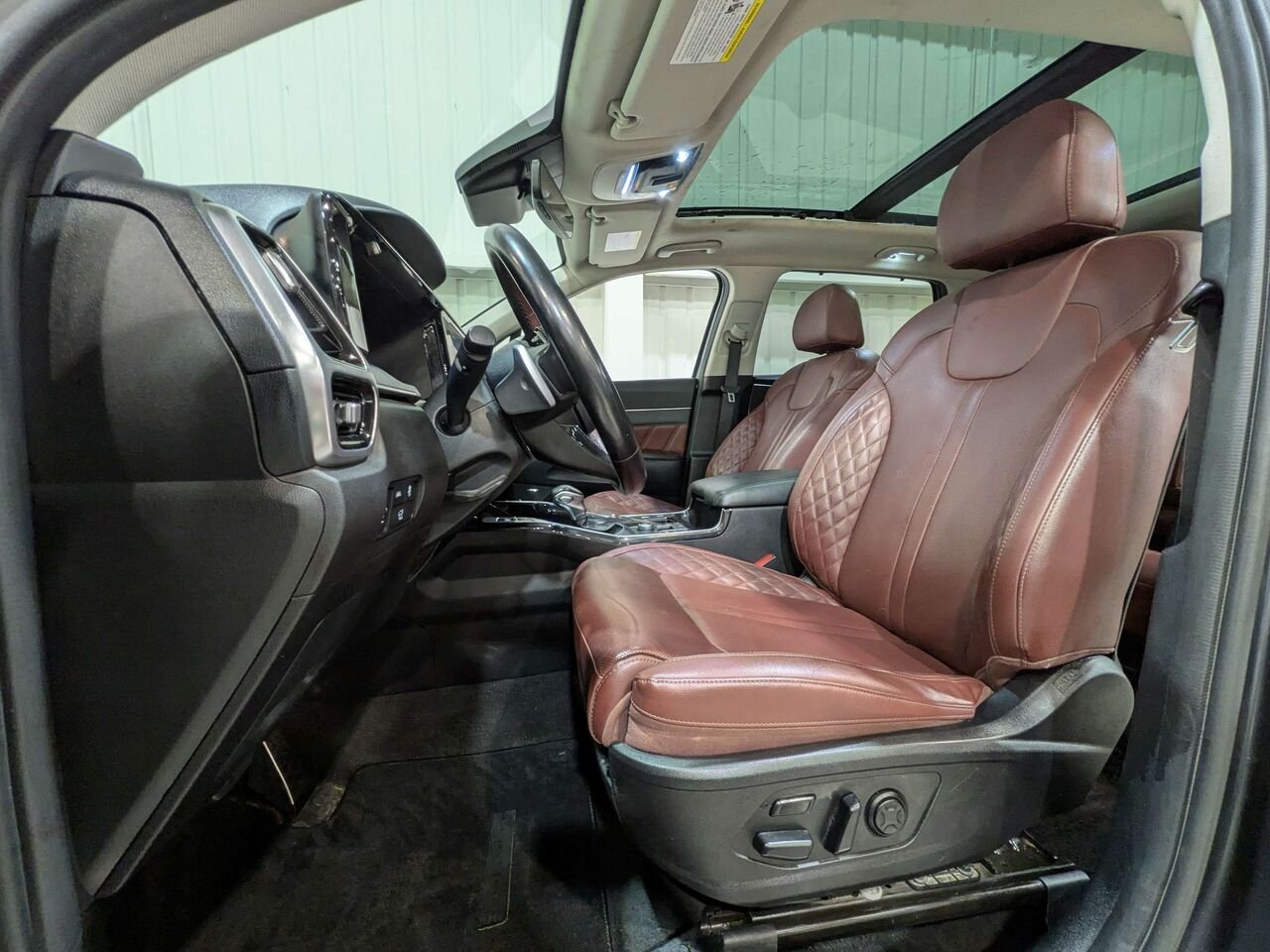 2022 Kia Sorento SX AWD w/Burgundy Leather Grey Val-David - photo #1