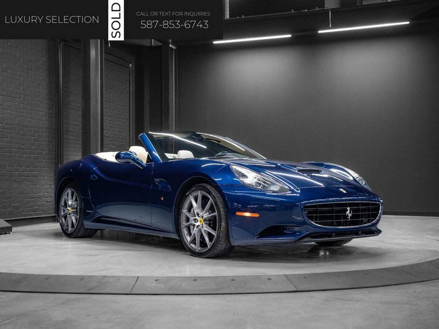 2010 Ferrari California 2010 Blue
