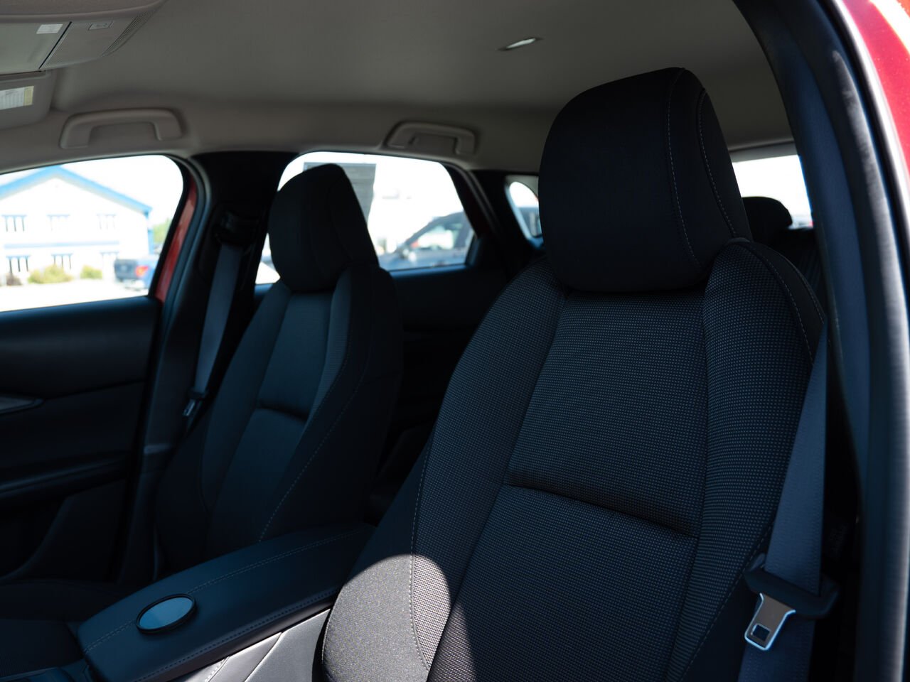 2026 MAZDA CX-30 Soul Red Crystal Metallic Val-d'Or - photo #7