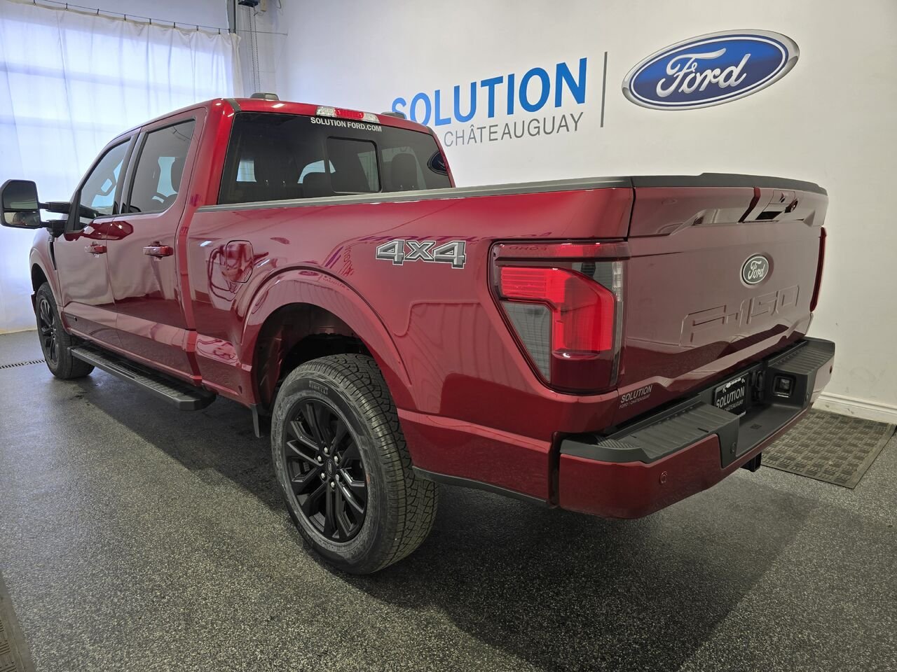 2026 Ford F-150 Red Saint-Eustache - photo #1
