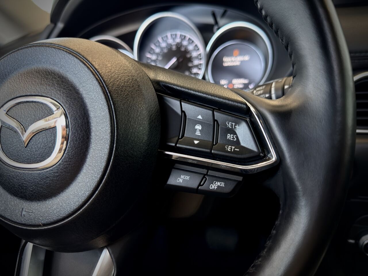 2022 Mazda CX-5 White Notre-Dame-des-Prairies - photo #26