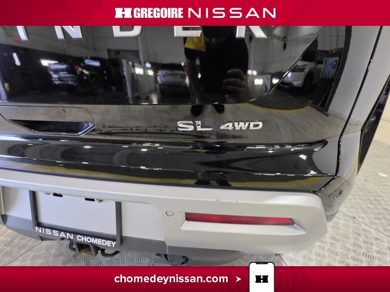 2024 Nissan Pathfinder Black Laval - photo #34