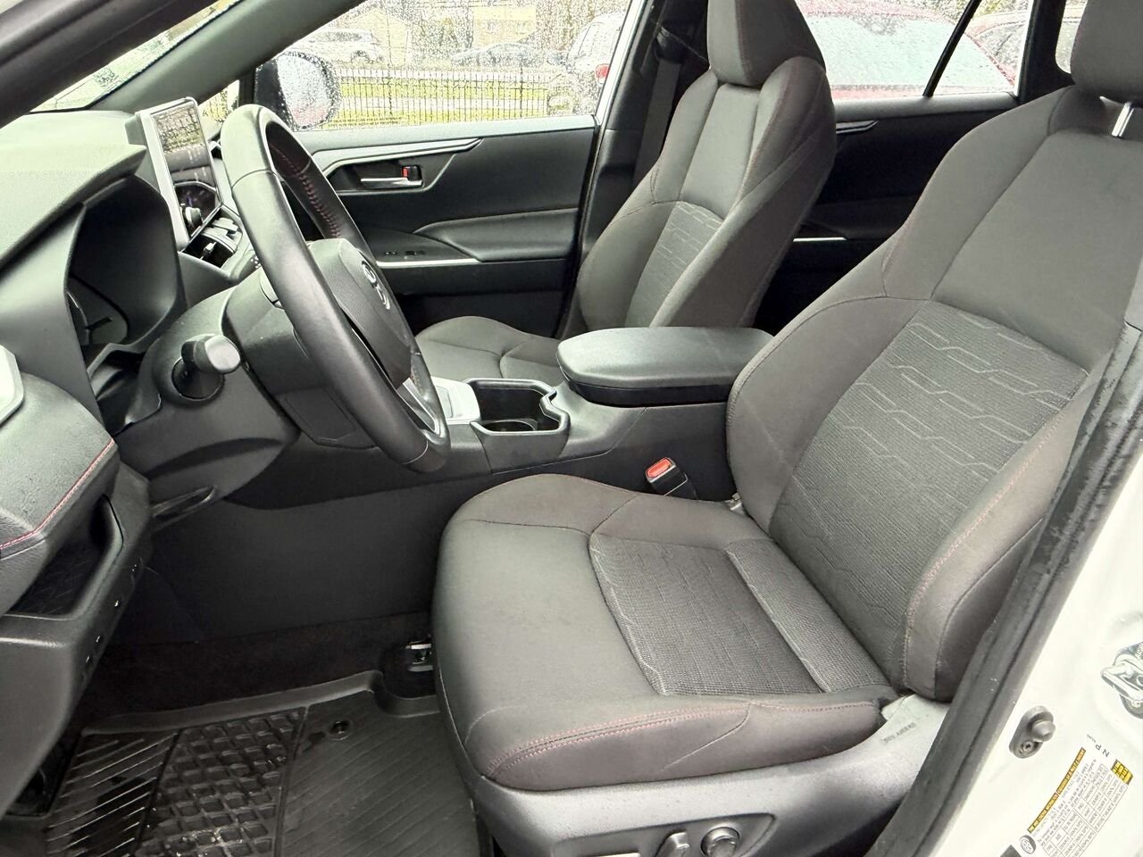 2024 Toyota RAV4 Prime White Gatineau - photo #12