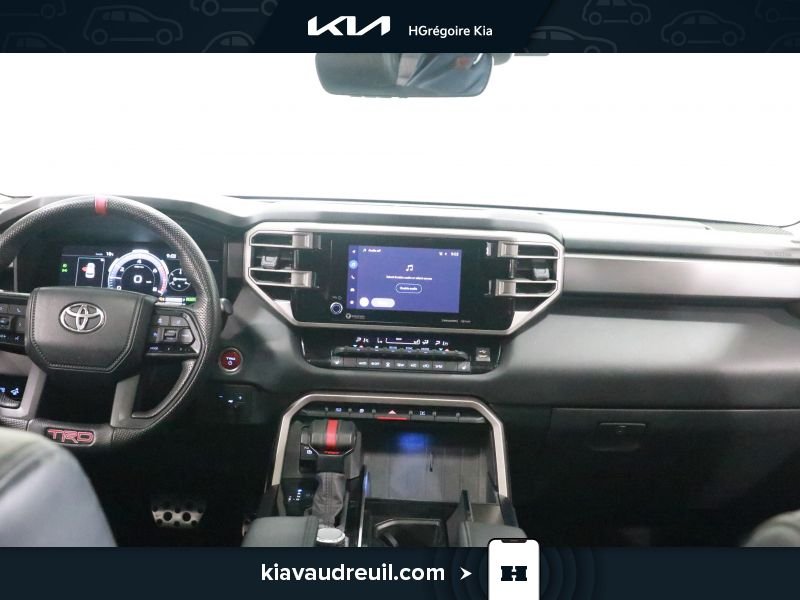 2024 Toyota Sequoia Grey Blainville - photo #19