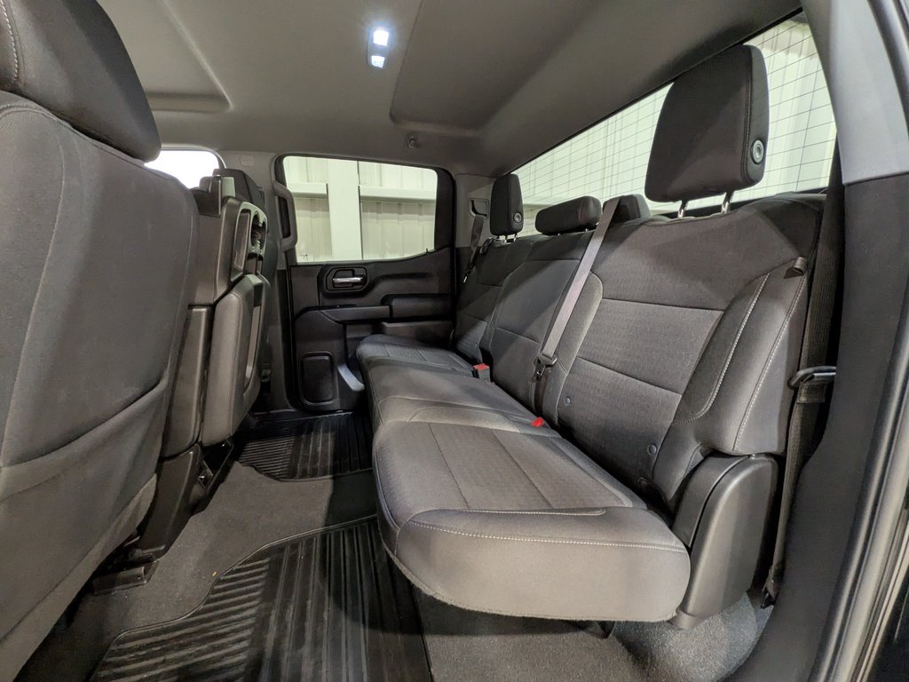 2022 Chevrolet Silverado 1500 4WD Crew Cab 157" Custom Black Val-David - photo #11