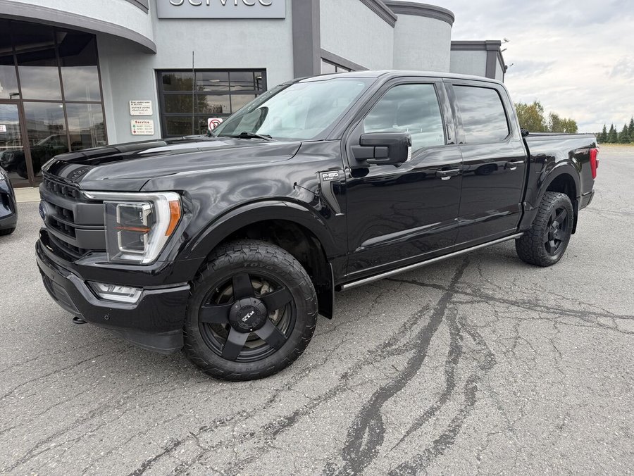 Ford F-150 LARIAT cabine SuperCrew 4RM caisse de 5,5 pi 2023 Noir