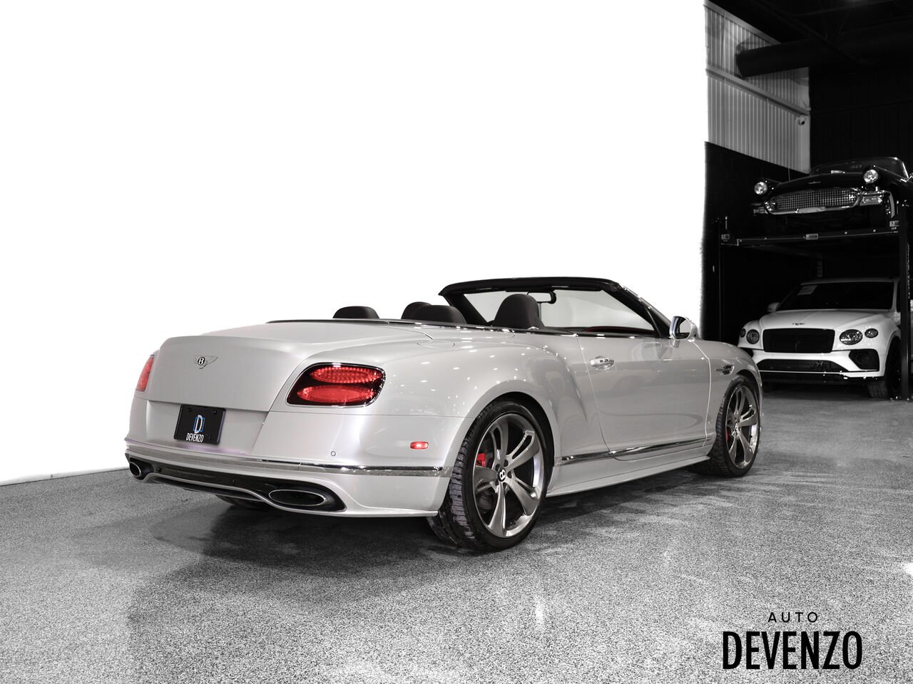2017 Bentley Continental Silver Saint-Eustache - photo #5