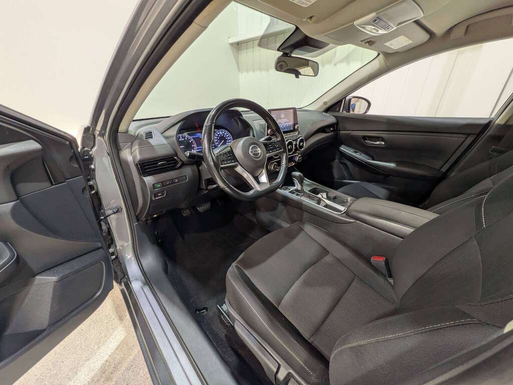 2022 Nissan Sentra SV CVT Grey Val-David - photo #9