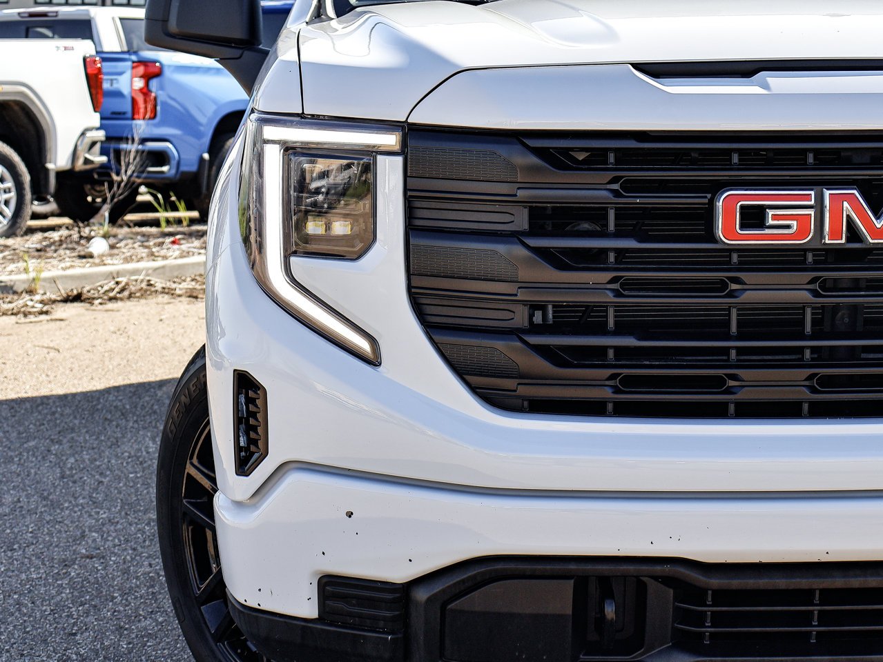 2024 GMC Sierra 1500 4WD Crew Cab 147 Pro White Sherwood Park - photo #4