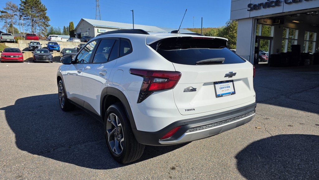 CHEVROLET TRAX LT FWD 2025 Blanc Mont-Laurier - photo #11
