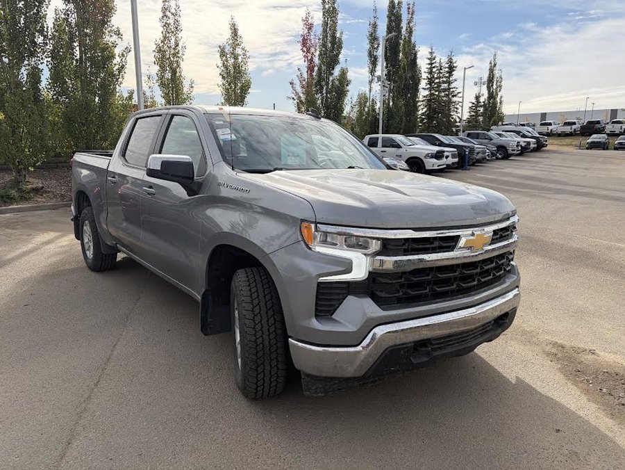 2025 Chevrolet Silverado 1500 LT 5.3L | Heated Steering Wheel Grey
