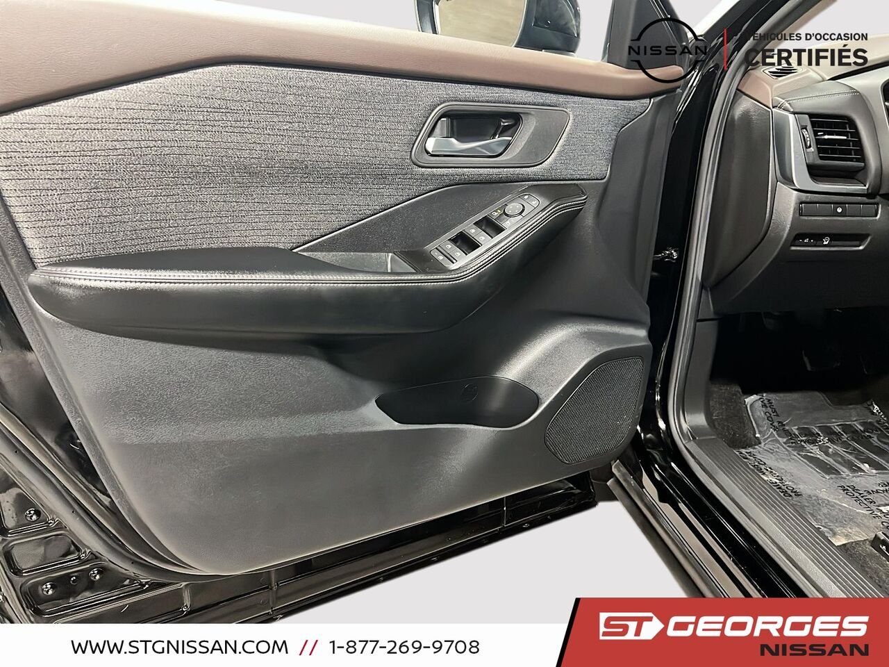 Nissan Rogue 2023 Noir Saint-Georges - photo #10