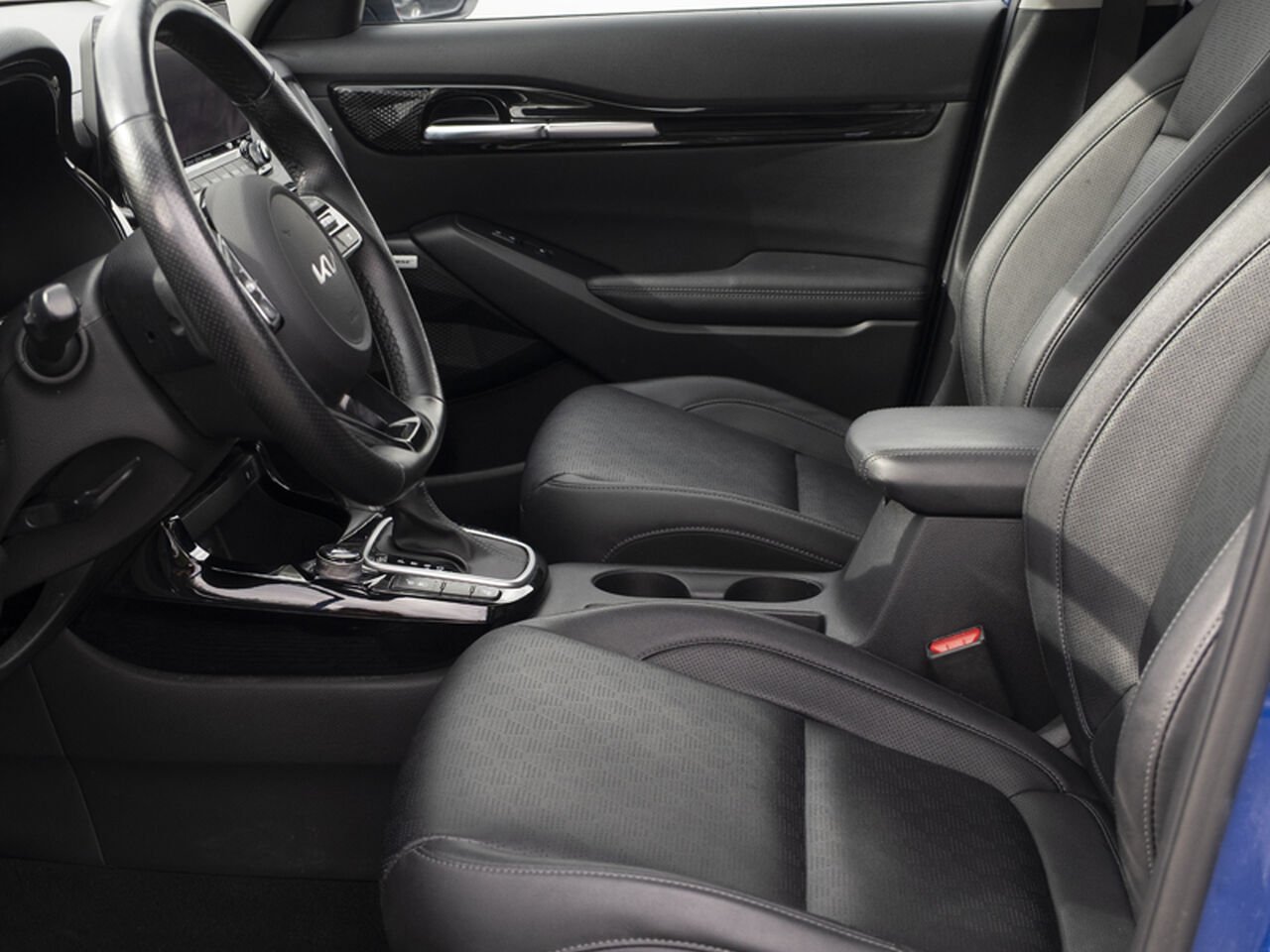 2022 Kia Seltos Blue Gatineau - photo #9