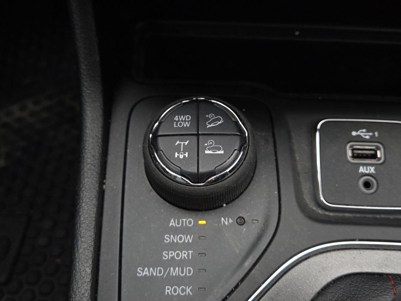 Jeep Cherokee Trailhawk 4x4 2021 Vert Granby - photo #18