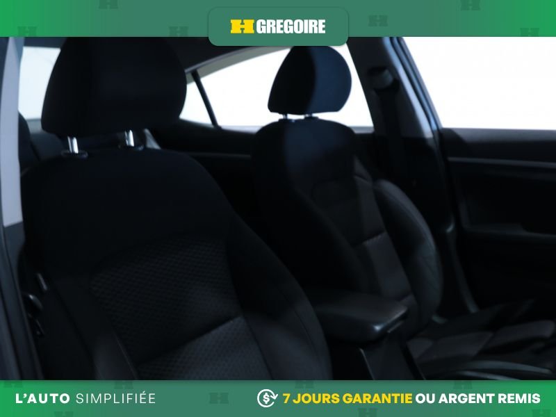 2019 Hyundai Elantra Grey Laval - photo #25