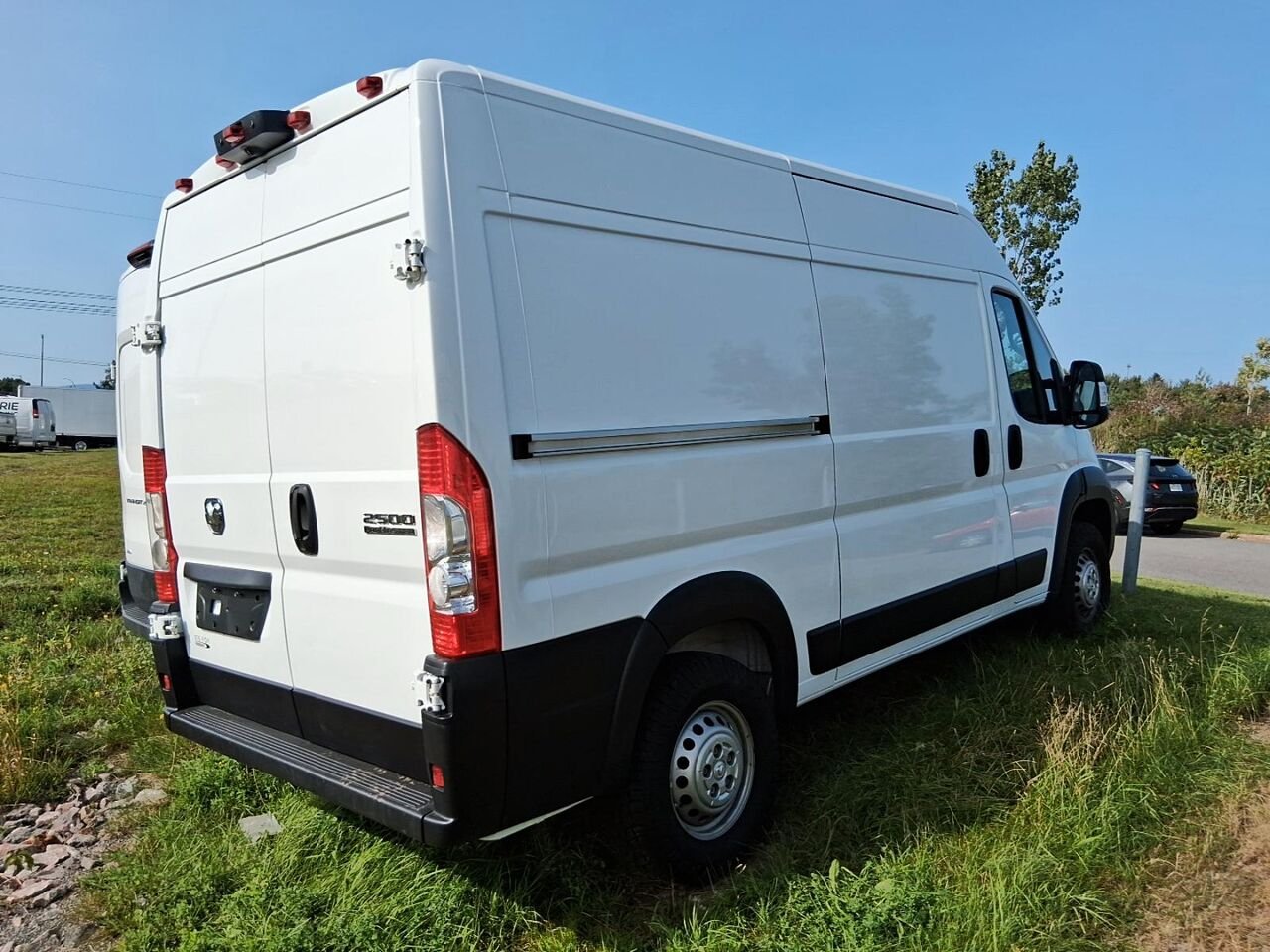 2025 Ram ProMaster fourgonnette utilitaire White Québec - photo #1