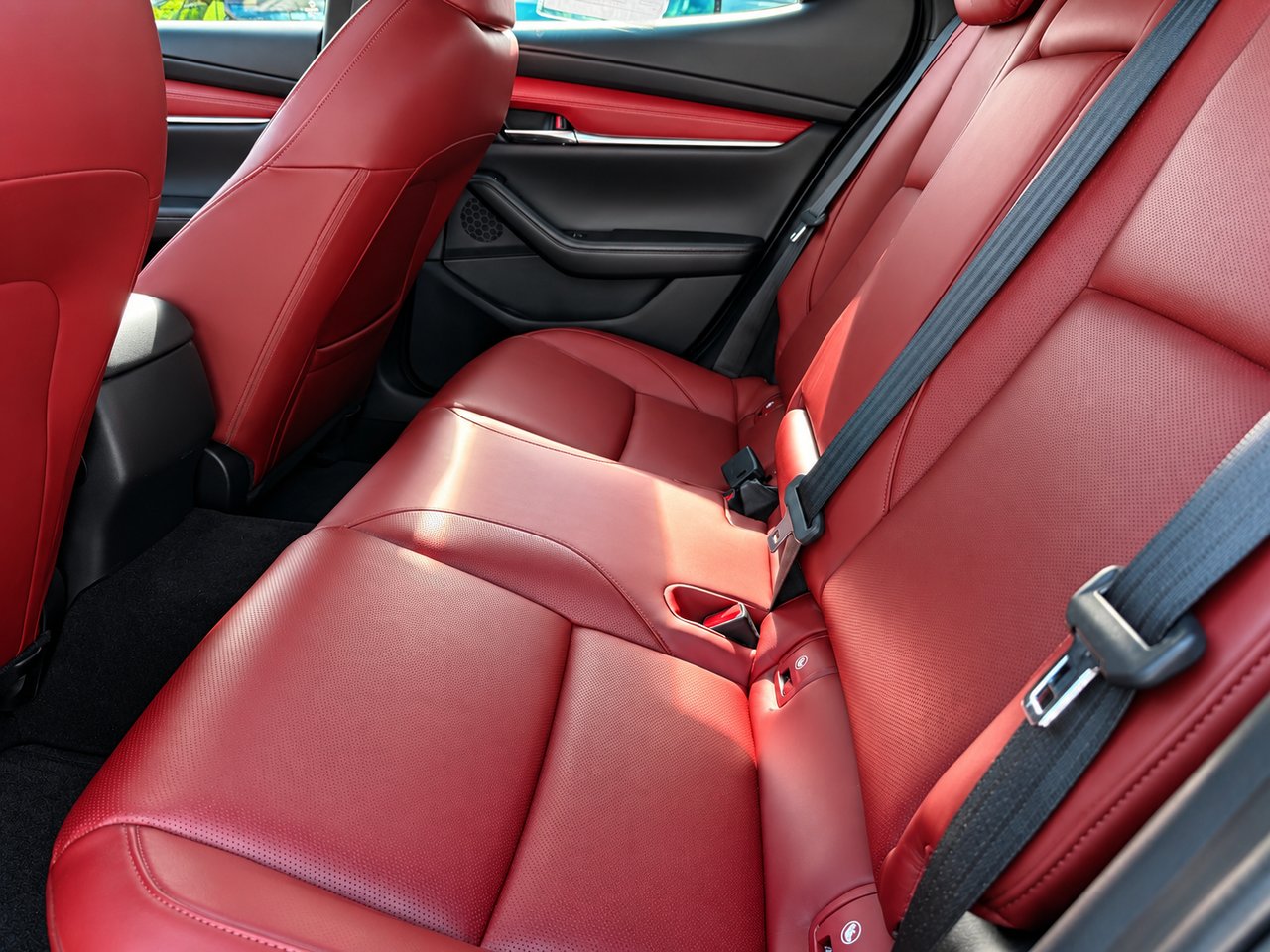 2021 Mazda Mazda3 Sport GT TURBO White Châteauguay - photo #8