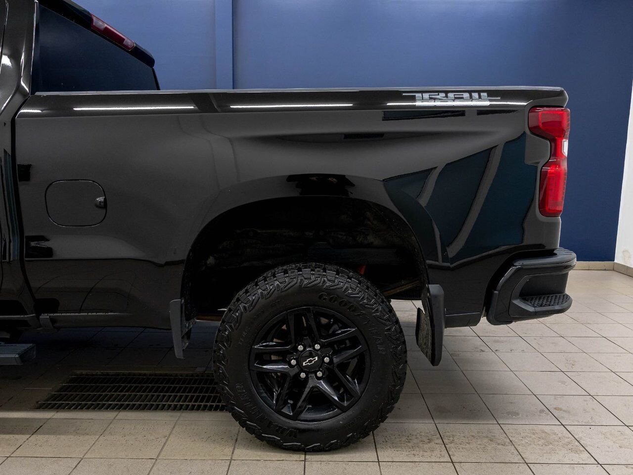Chevrolet Silverado 1500 CUSTOM TRAIL BOSS CREW 4X4 *CARPLAY* BEDLINER WIFI 2024 Noir Saint-Jérôme - photo #29