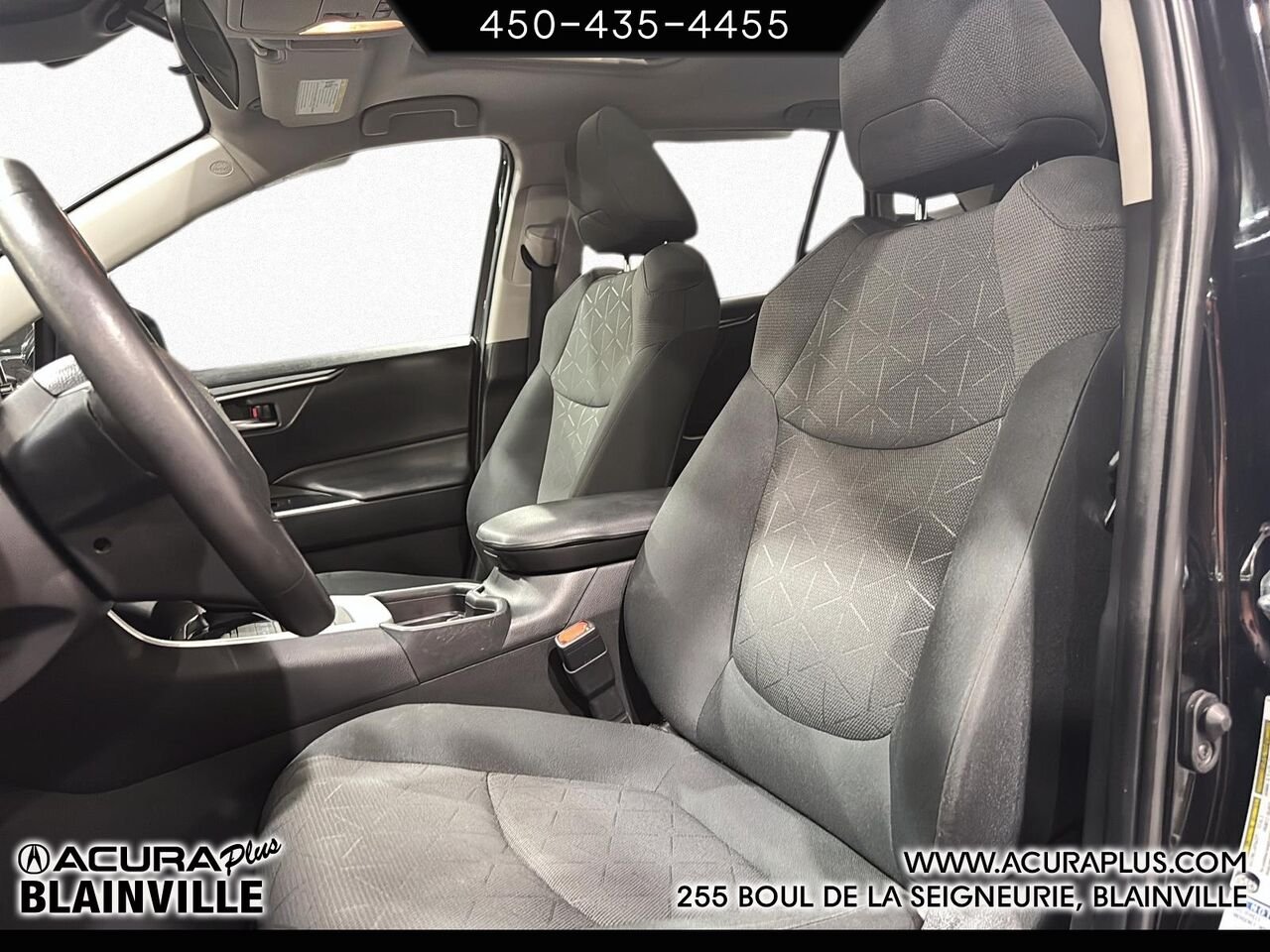 2021 Toyota RAV4 Black Blainville - photo #7