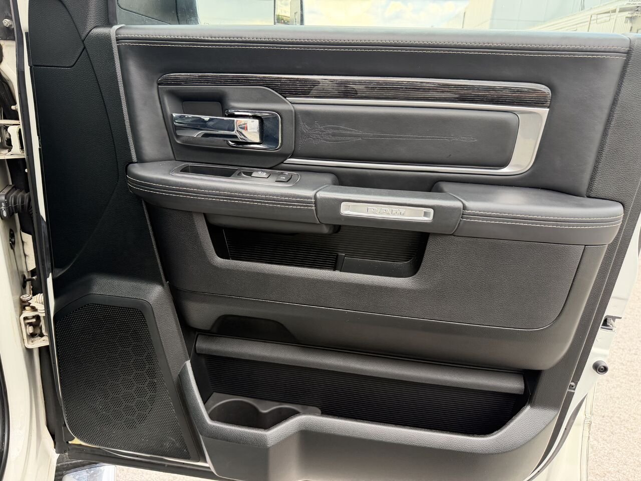 Ram 1500 *DIESEL* LIMITED CREW CAB 2018 Blanc Laval - photo #21