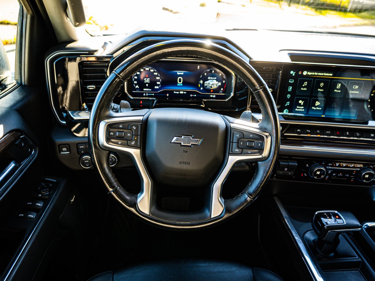 2025 Chevrolet Silverado 1500 4WD Crew Cab 147 RST White Sherwood Park - photo #34