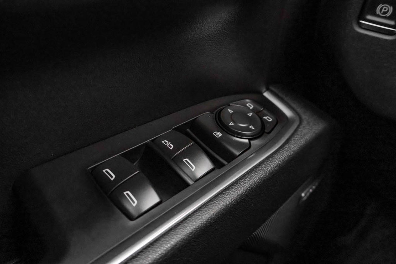 2026 GMC Sierra 1500 4WD Crew Cab 147 Elevation Black Sherwood Park - photo #16