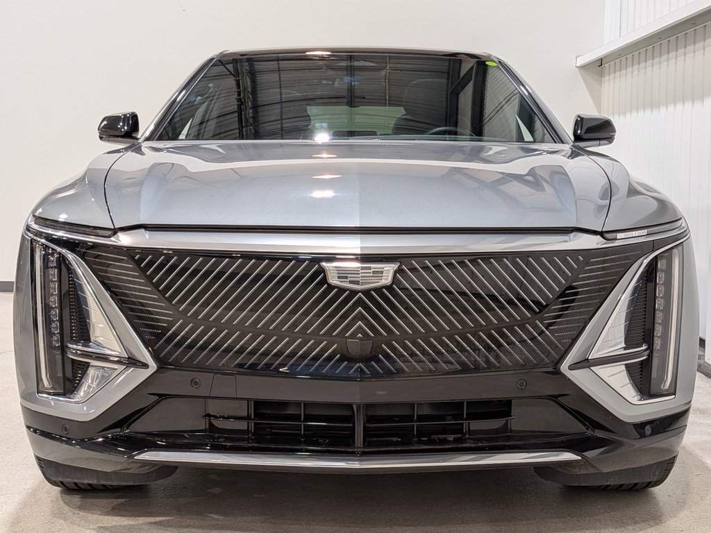 2024 Cadillac LYRIQ 4dr Tech w/1SA Grey Val-David - photo #3