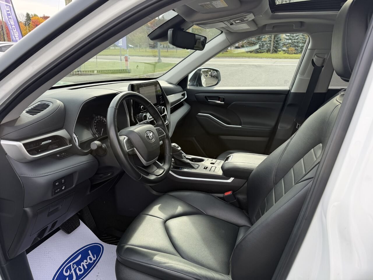 Toyota Highlander 2023 Blanc Montmagny - photo #6